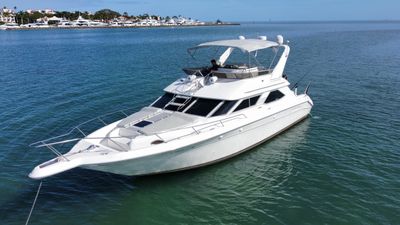 Photo of 50ft searay flybridge