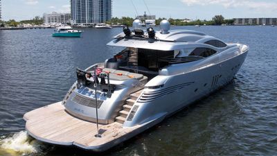Photo of ☀️ ☀️ The most popular Yacht in Miami! Pershing 94’ Yacht for Rent in Miami ☀️ ☀️