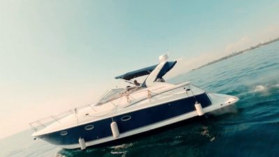 Photo of Luxurious 40’ Regal in downtown Toronto.